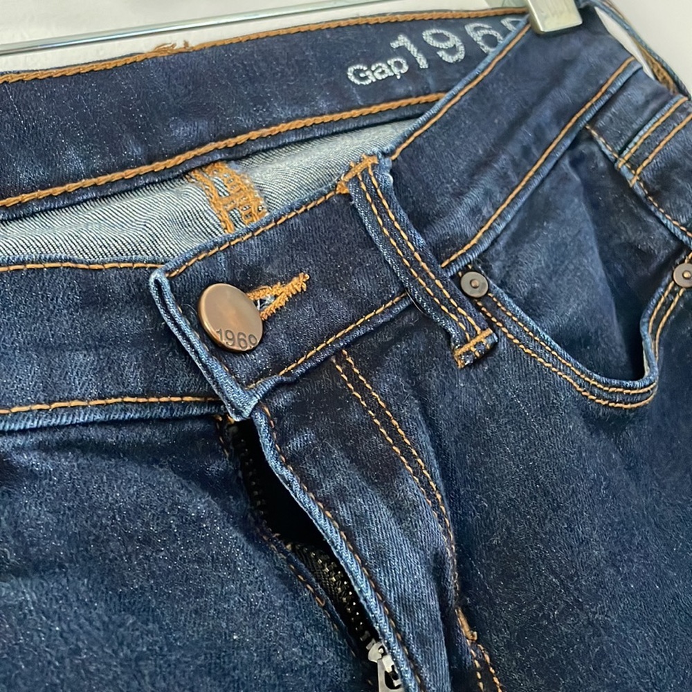 Gap Legging Jean